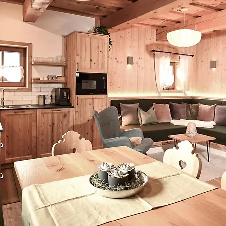 Auer's Zuahaeusl Domek alpejski