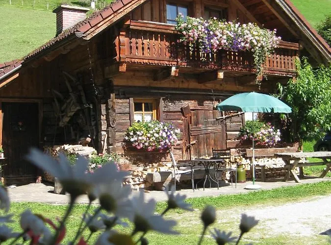 Auer's Zuahaeusl سخلادميخ